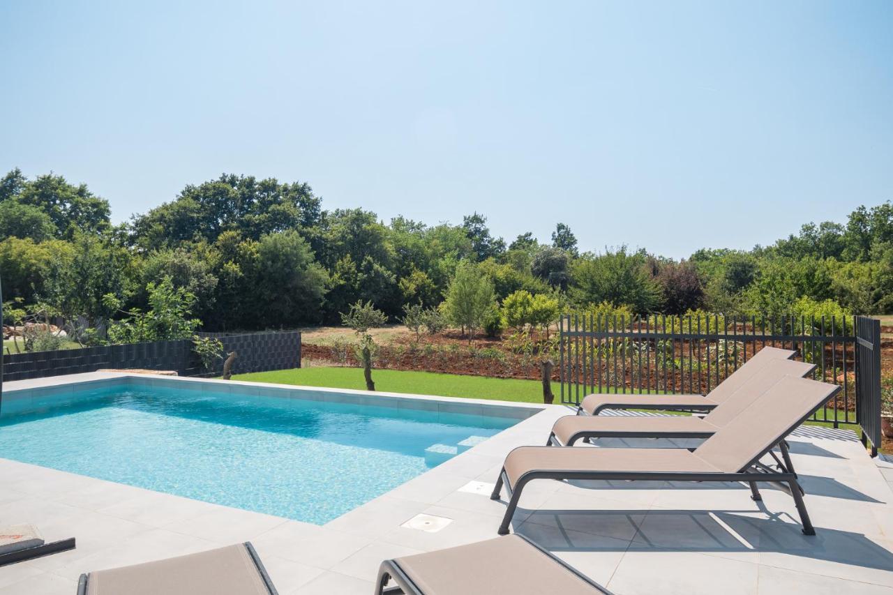 Villa Grota Porec Exterior photo
