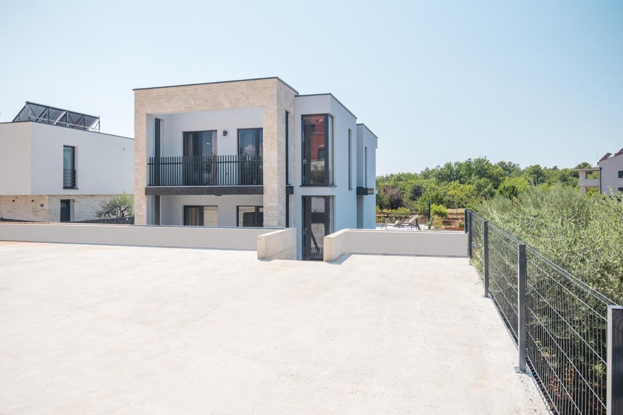 Villa Grota Porec Exterior photo